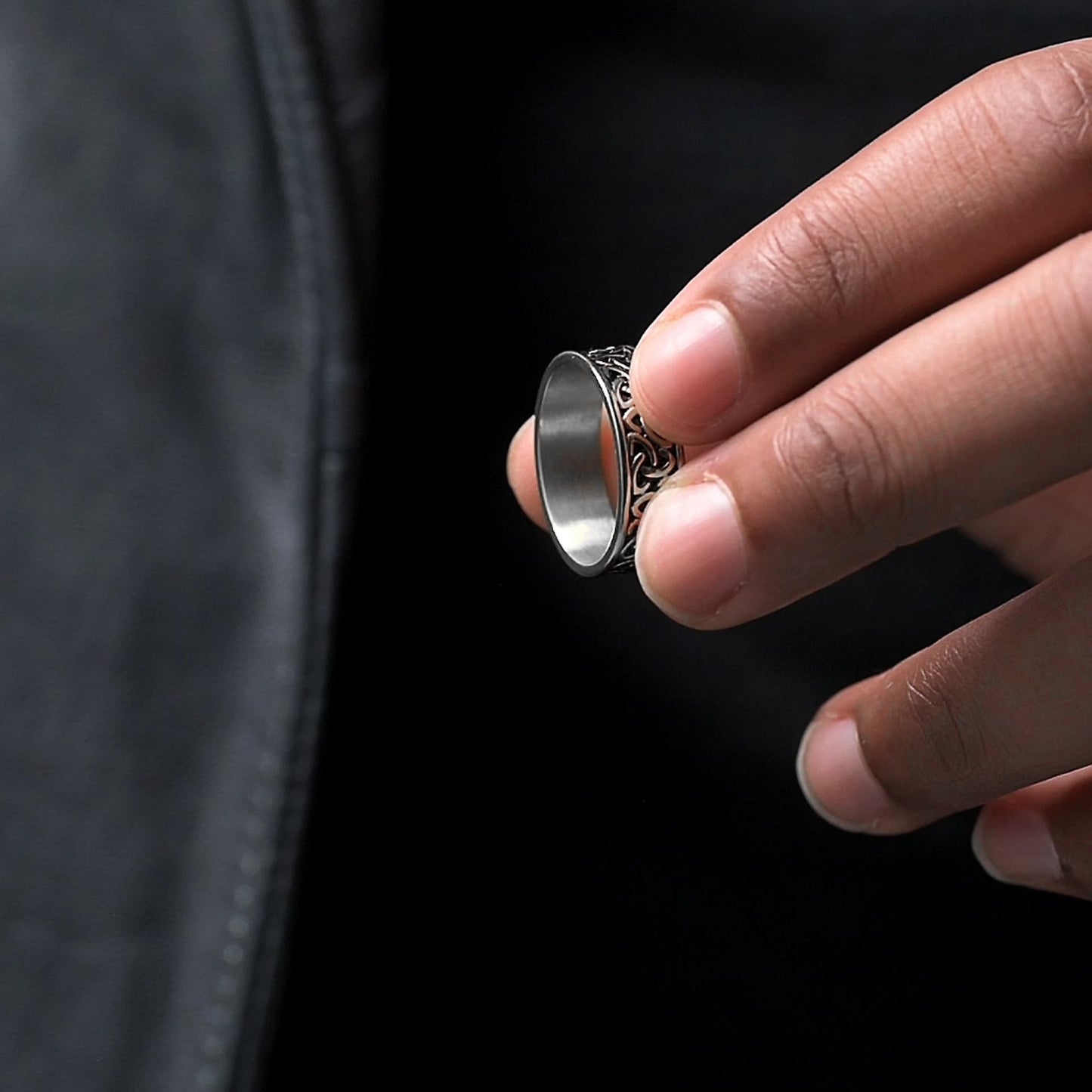 200000369:3434;200000783:29#ring-1581,200000369:699;200000783:29#ring-1581,200000369:350262;200000783:29#ring-1581,200000369:1583;200000783:29#ring-1581,200000369:100010420;200000783:29#ring-1581,200000369:1663;200000783:29#ring-1581